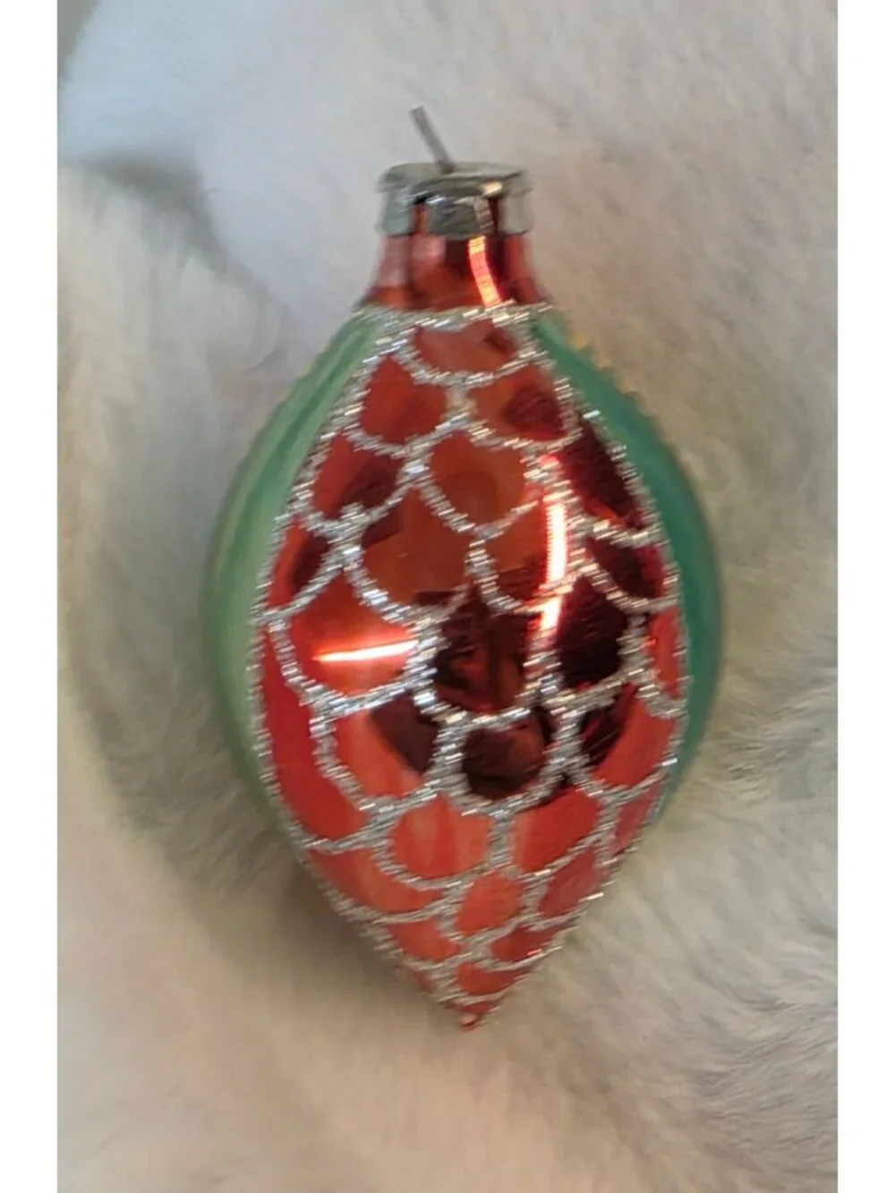 Vintage Glass Red Green Glitter Fish Scale Design Teardrop 3